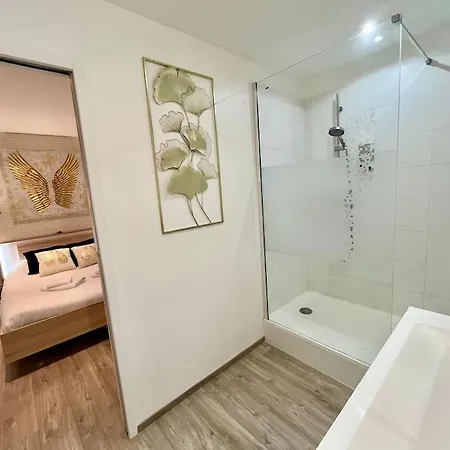 Ferienwohnung L'Ange Au Sourire Reims Exterior foto